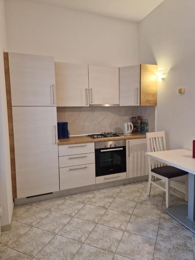 krevet i doručak B&B-Ld 3*