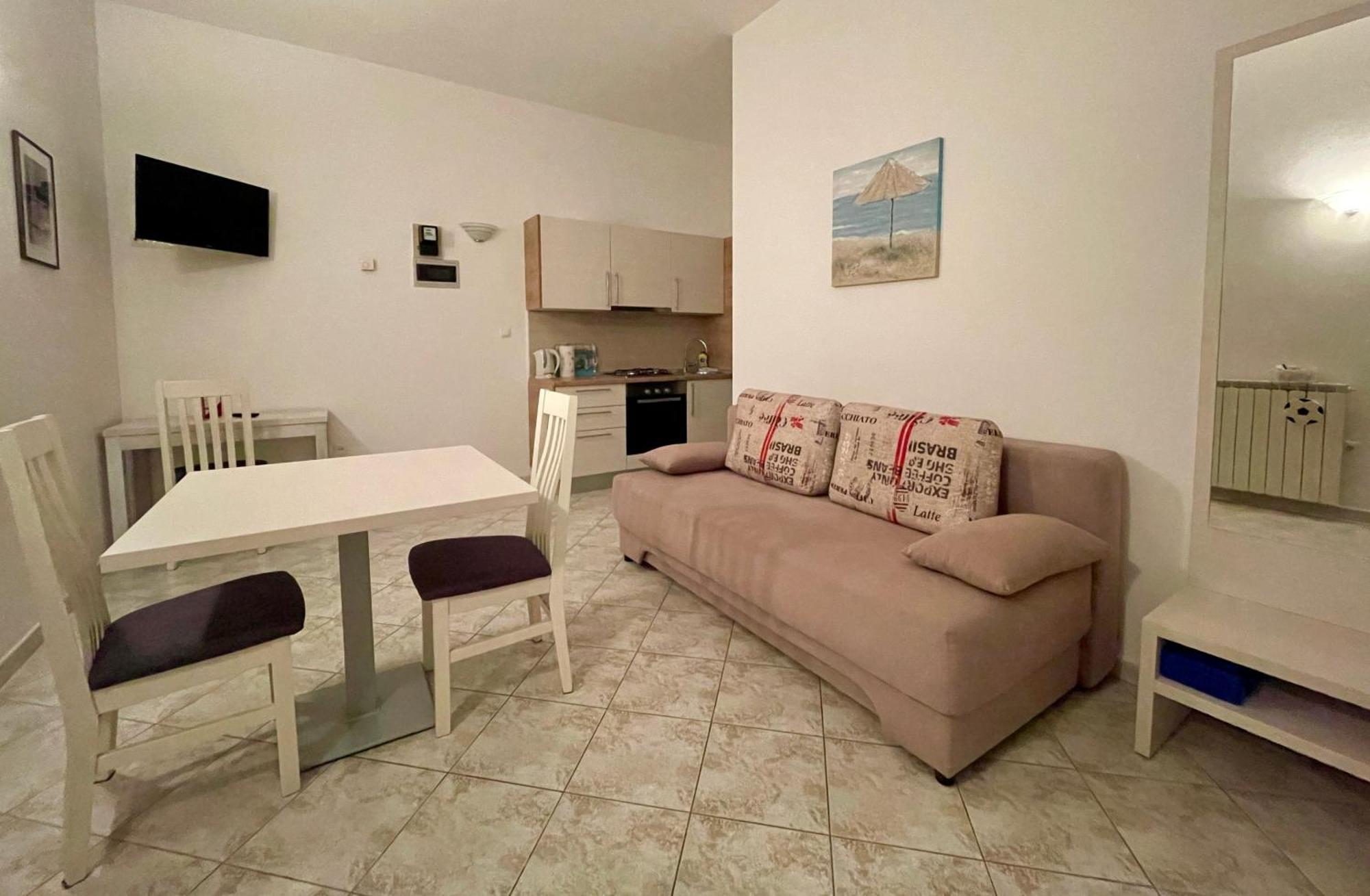 B&B-Ld krevet i doručak 3*