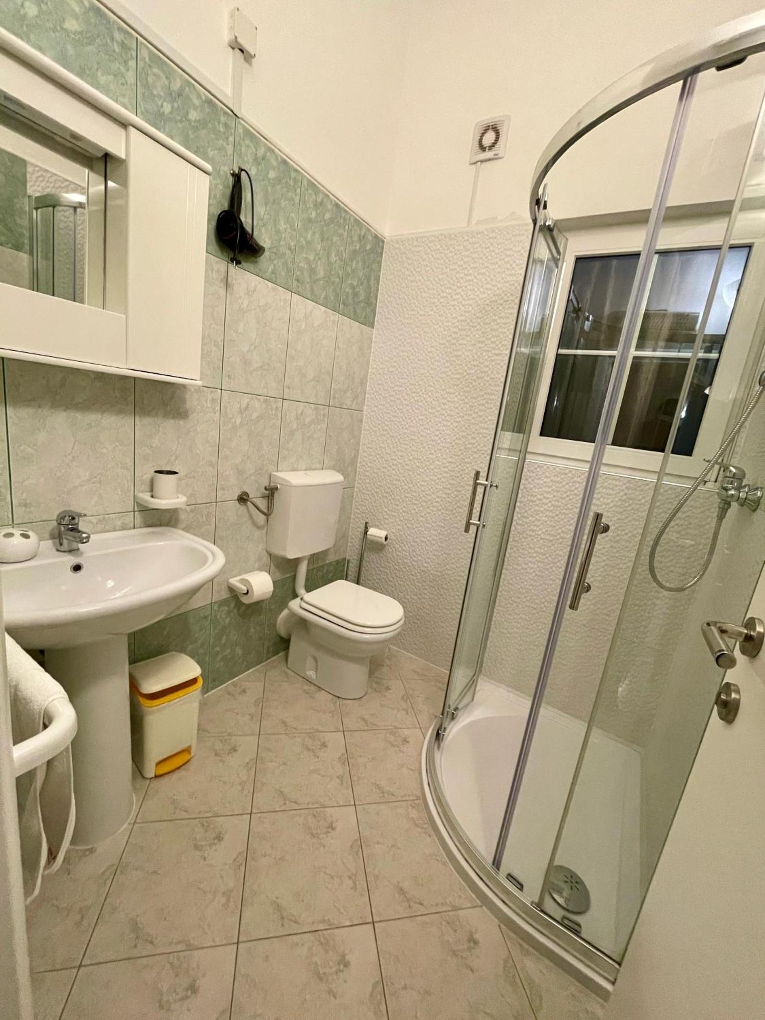 Bed & Breakfast B&B-Ld 3*