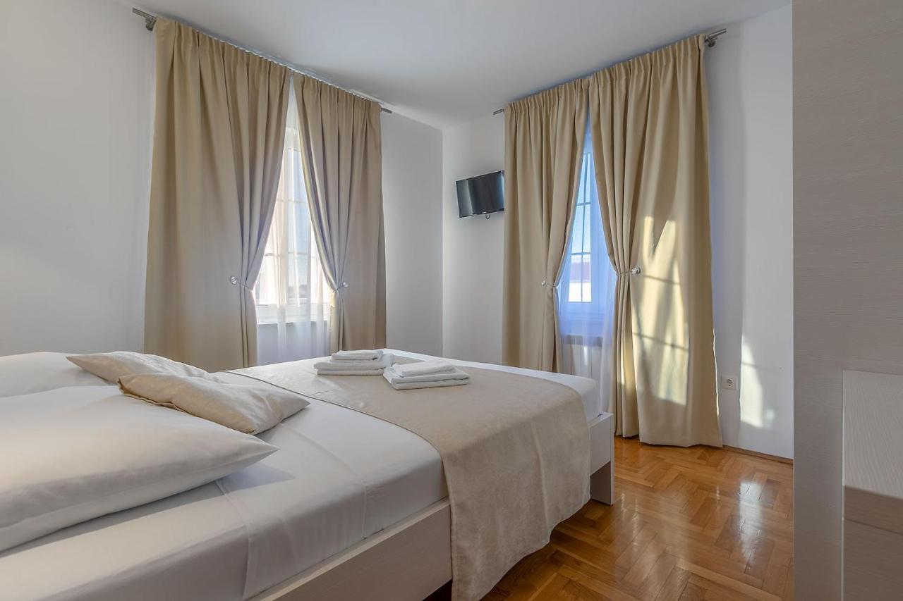 B&B-Ld Bed & Breakfast 3*